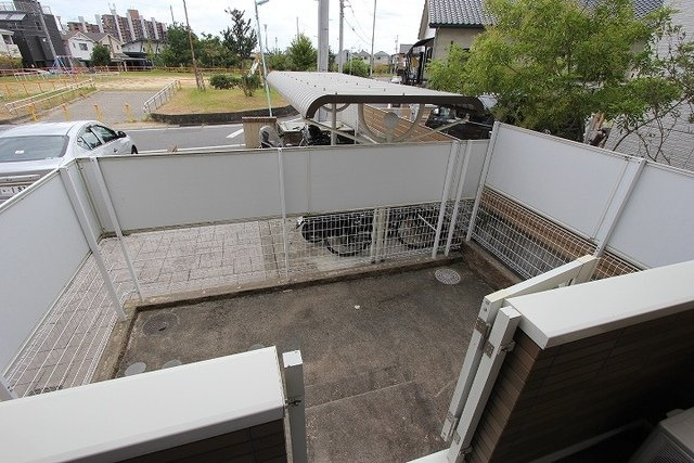 シュティール緑山の庭