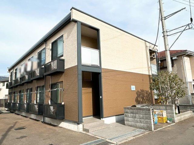レオパレス日野本町の外観
