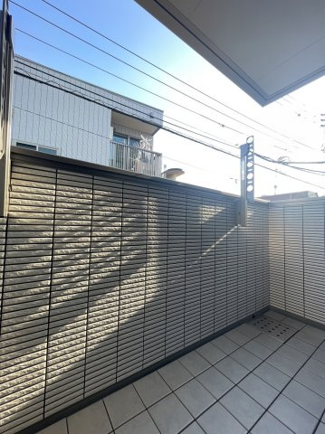 【バルコニー】