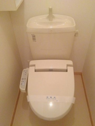 ブライト　ローレルのトイレ|落ち着いたトイレです