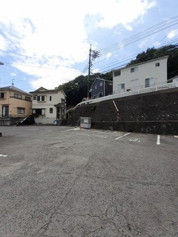 ニューシティＳⅠの駐車場|駐車場があるので、車を買う予定の方も安心です