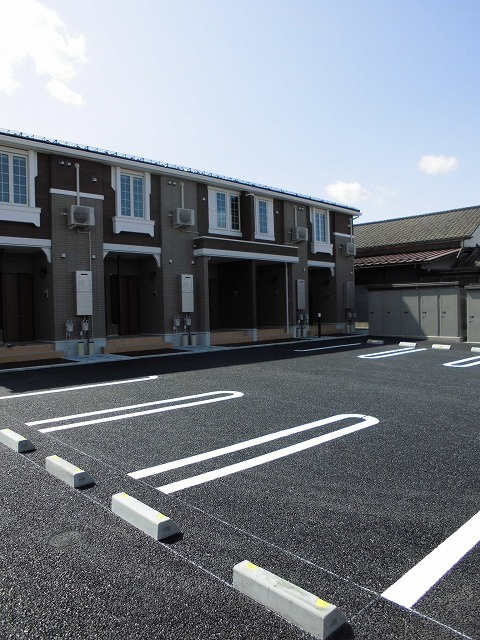 コンフォートハウスの駐車場|駐車場