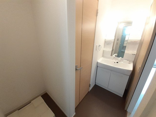 ブランピエールの洗面所|コンパクトで使いやすい洗面所