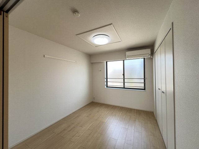 イエ　フェリーチェの洋室|北側洋室5.5帖