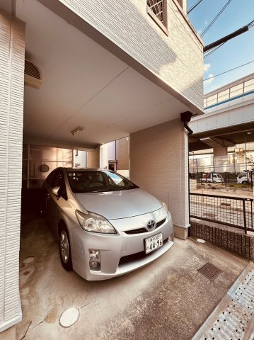 魚崎南町貸家の駐車場