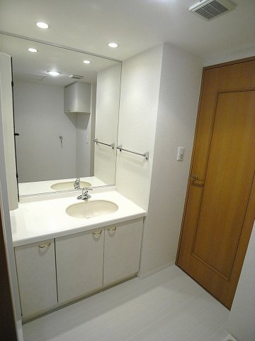 千石パインマンションの洗面所