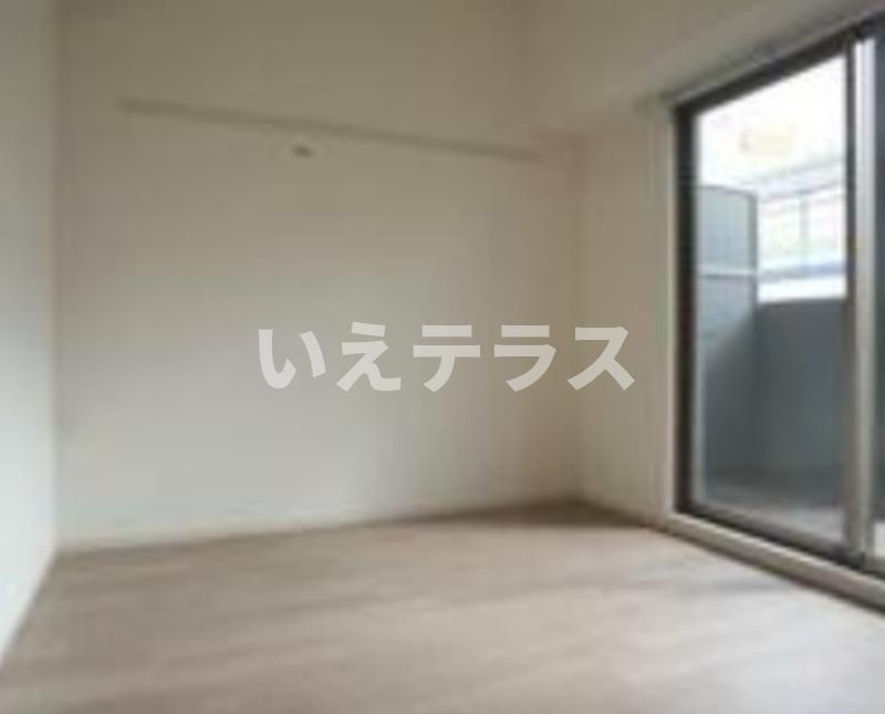 ファステート神戸コンチェールの居間・リビング