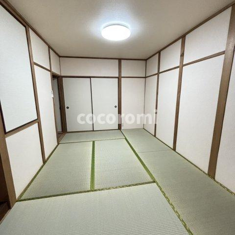 柳町車庫付きリノベテラスの和室