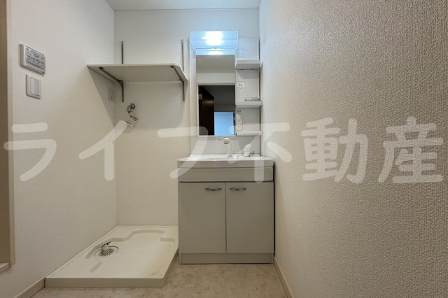 コスモクレスト荒本の独立洗面台|独立洗面化粧台付き
