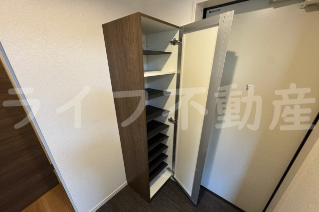 コスモクレスト荒本の収納|収納豊富です