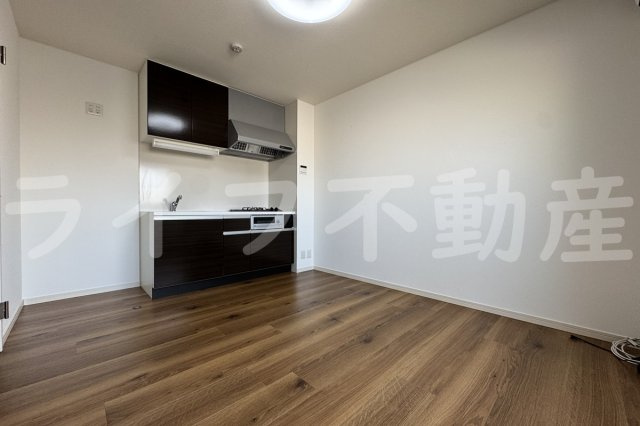 コスモクレスト荒本の居間・リビング|使いやすい居間です