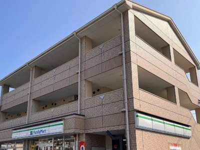 【外観】 | クリスタル　レジデンス | 外観写真（昼）