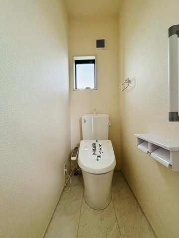 リーブルガーデンあきる野市平沢第2♪【1号棟】東秋留駅徒歩14分×長期優良住宅のトイレ|二階トイレ