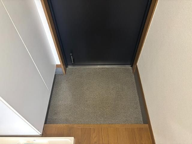 エレンシアの玄関