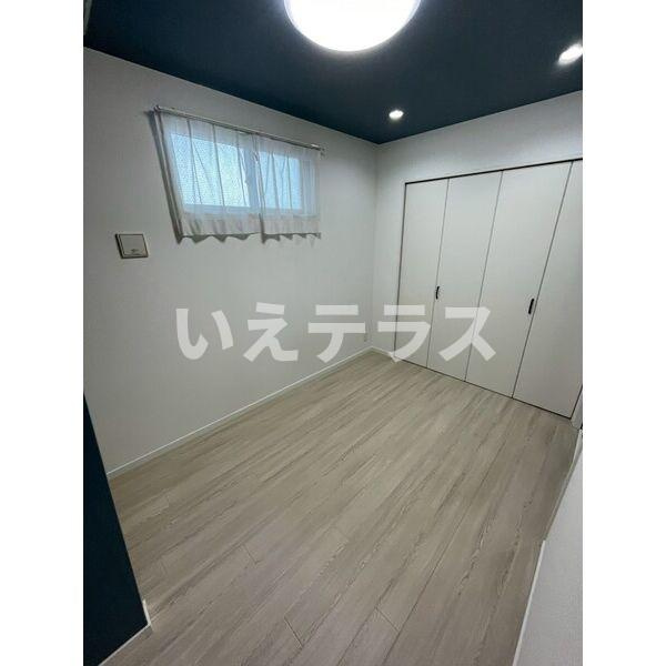エヌエムスワサントシスの寝室