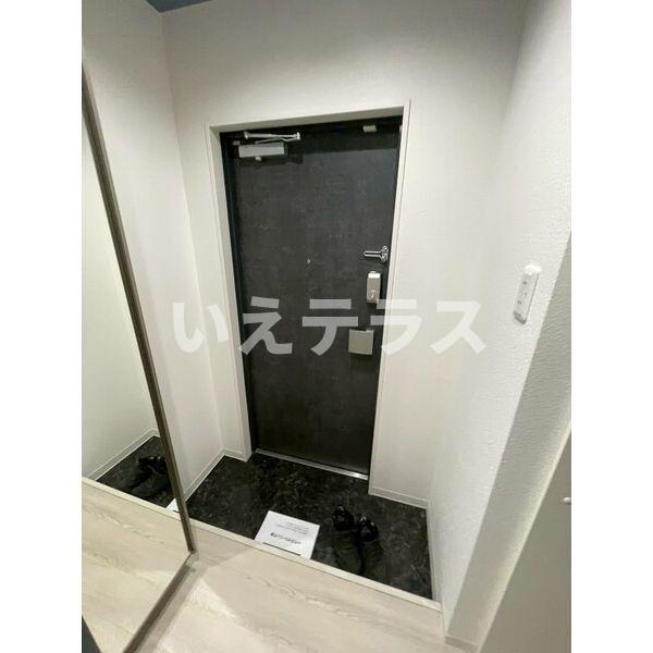 エヌエムスワサントシスの玄関
