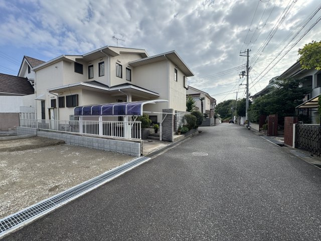 神戸市垂水区桃山台４丁目新築戸建２号棟の前面道路含む現地写真|2026年9月12日撮影