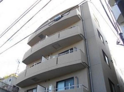 【外観】 | 藤月マンション | 鉄筋コンクリート造のガッチリとした建物。
