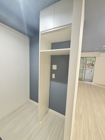 エヌエムサンカンテキャトフB棟の収納