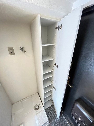アンボワーズ武庫川レディースの玄関