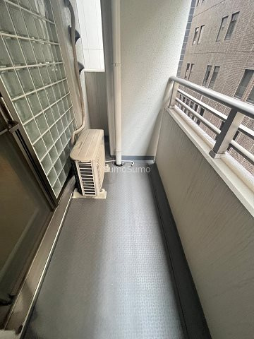 アルス大手前プレミアのバルコニー