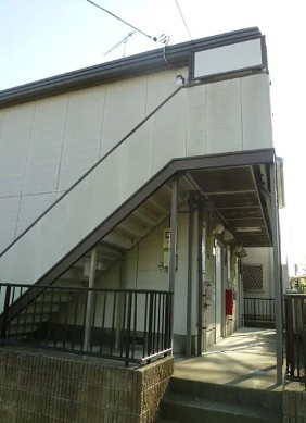 ラプラス東川口のエントランス