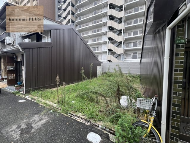 大阪市北区中津3丁目の前面道路含む現地写真