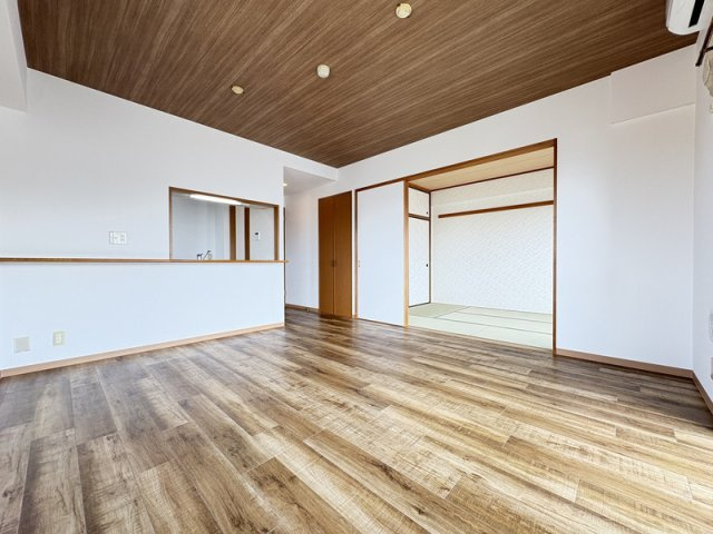 【居間・リビング】
