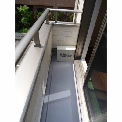 【バルコニー】