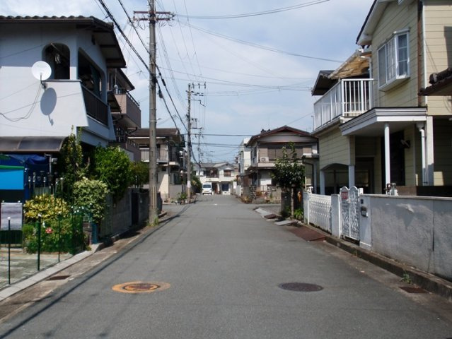加古川町河原売り土地の前面道路含む現地写真