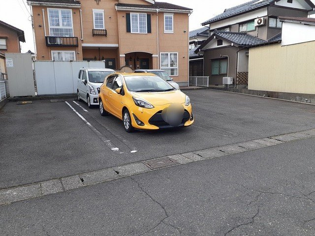 エコ・グランツ　Ⅱの駐車場|駐車場完備です