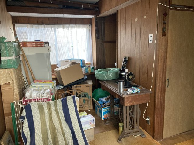 由良戸建ての洋室|落ち着いた色調の洋室です