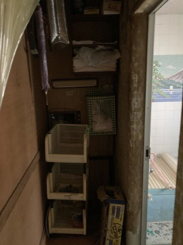 由良戸建ての脱衣所