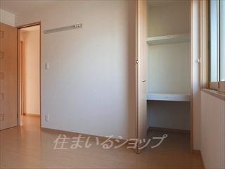 ベル　メゾン　可部　D棟の設備|クローゼット