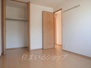 ベル　メゾン　可部　D棟の寝室