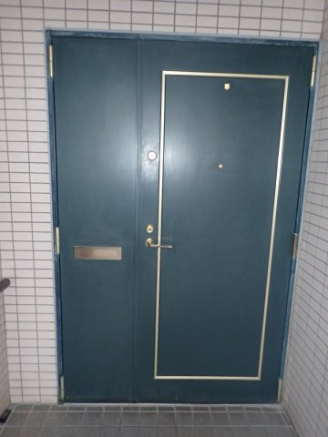 ヒルトップ道灌山の玄関