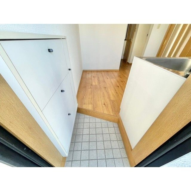 テンダーハウスの玄関