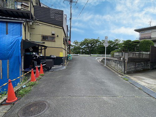 上賀茂菖蒲園町 土地の前面道路含む現地写真