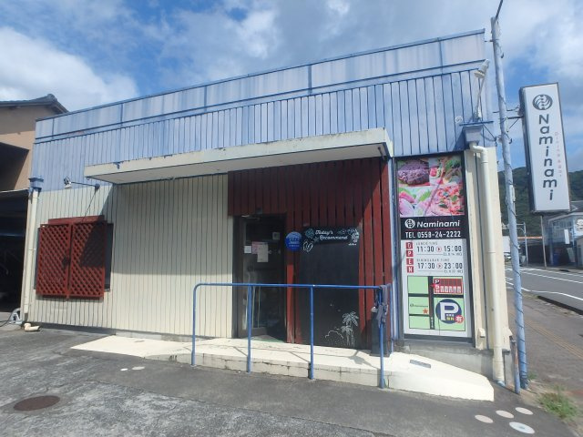 S1806R　東本郷貸店舗の玄関