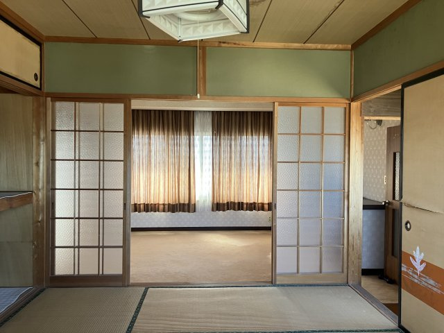 境港市福定町　中古住宅の和室|２階和室６帖