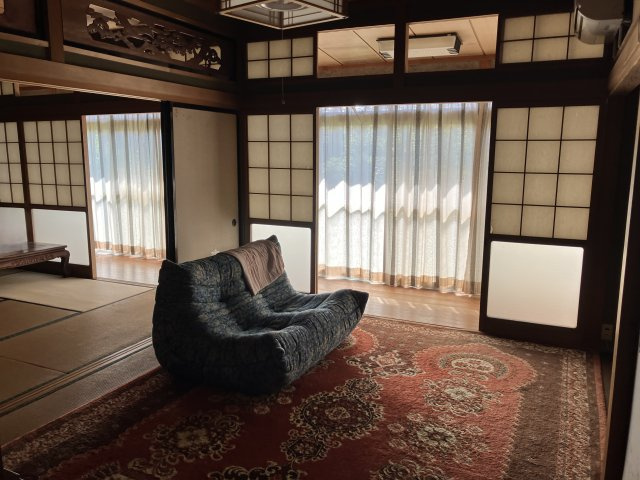 境港市福定町　中古住宅の和室|１階続き間（和室6帖＋和室8帖）