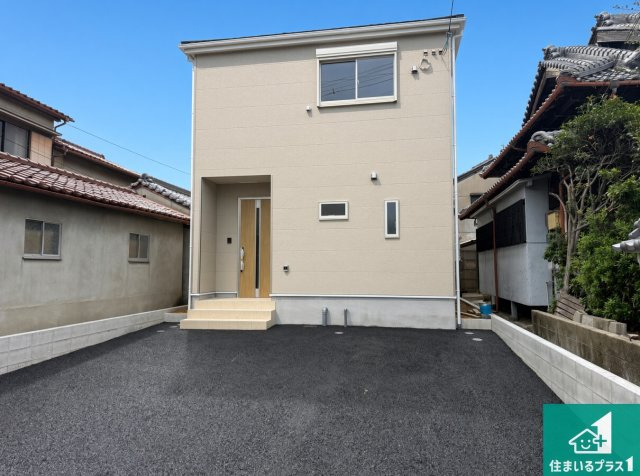 26(土)27(日)現地説明会！◆東大阪市池島町　第2期　新築一戸建ての外観|安心の10年保証！外観を美しく保ち、雨水で汚れを落とします！気になることがありましたら、お気軽にお問い合わせください！