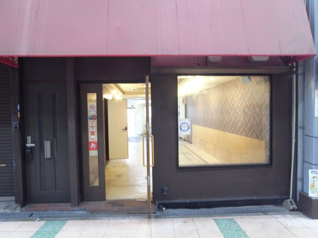 豊中市岡町の店舗事務所