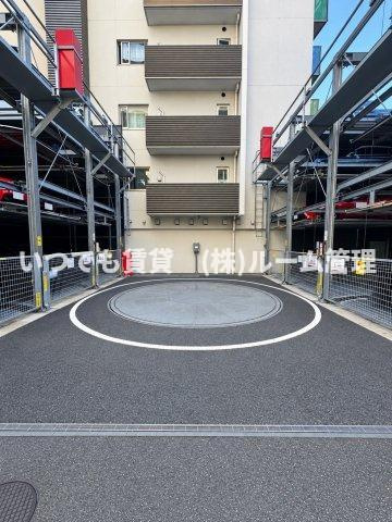 Brillia ist 千駄ヶ谷 ブリリアイスト千駄ヶ谷の駐車場