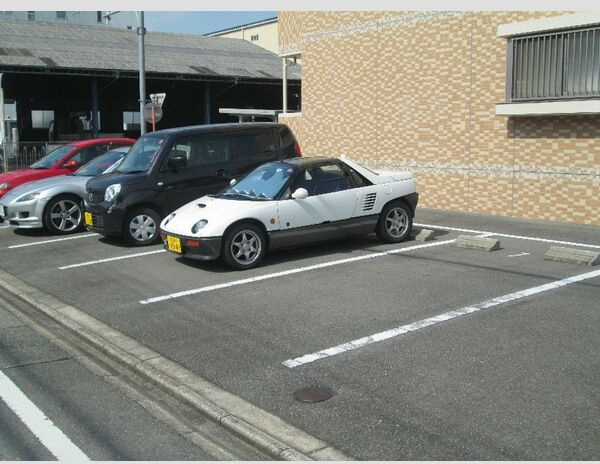 南野館の駐車場