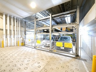 メインステージ横浜の駐車場