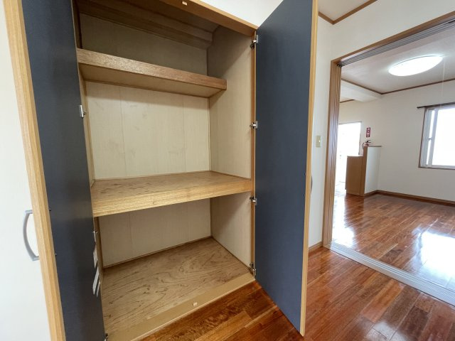 なみへいマンションの収納