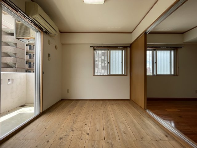 なみへいマンションの和室