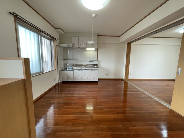 なみへいマンションの居間・リビング