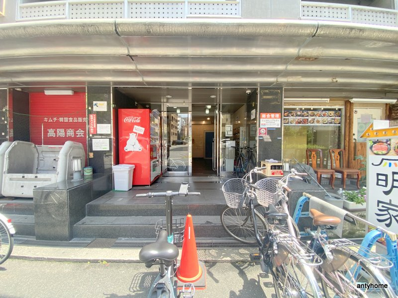 グランビルド道頓堀　仲介手数料無料のエントランス